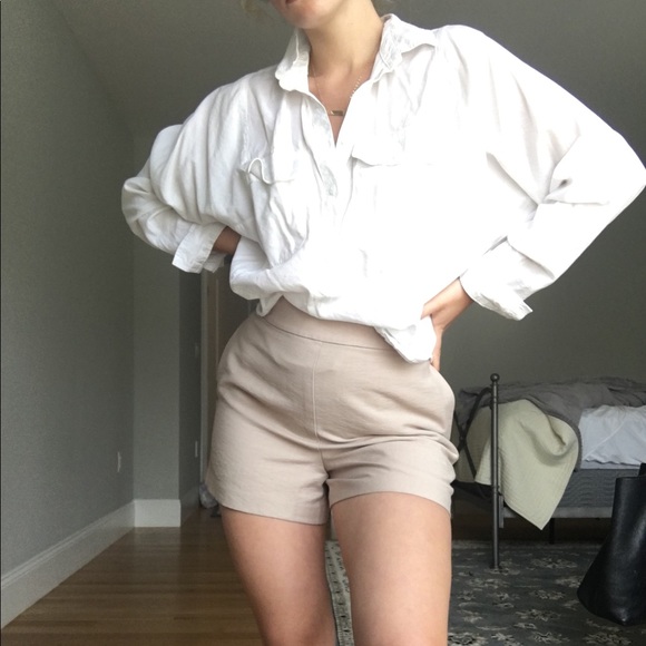 white button up top - Picture 1 of 1